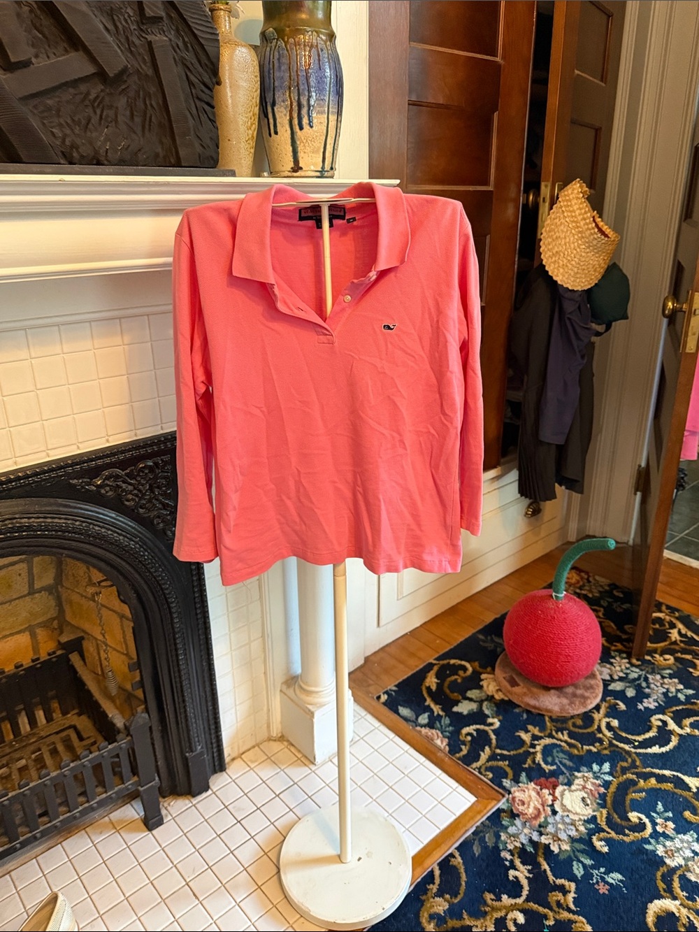 Vineyard Vines -Pink 3/4 Sleeve crop Polo- worn about 2x